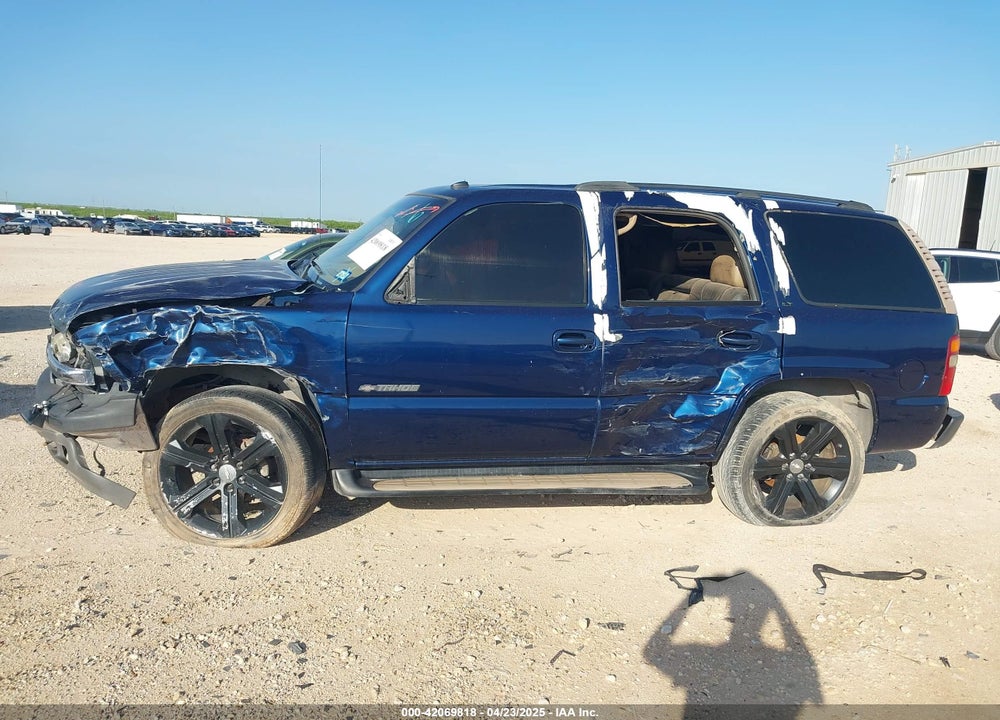 2002 CHEVROLET TAHOE LT VIN: 1GNEC13Z82R272668
