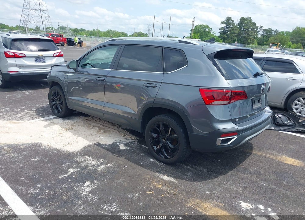 2022 VOLKSWAGEN TAOS 1.5T SE VIN: 3VVTX7B28NM024844