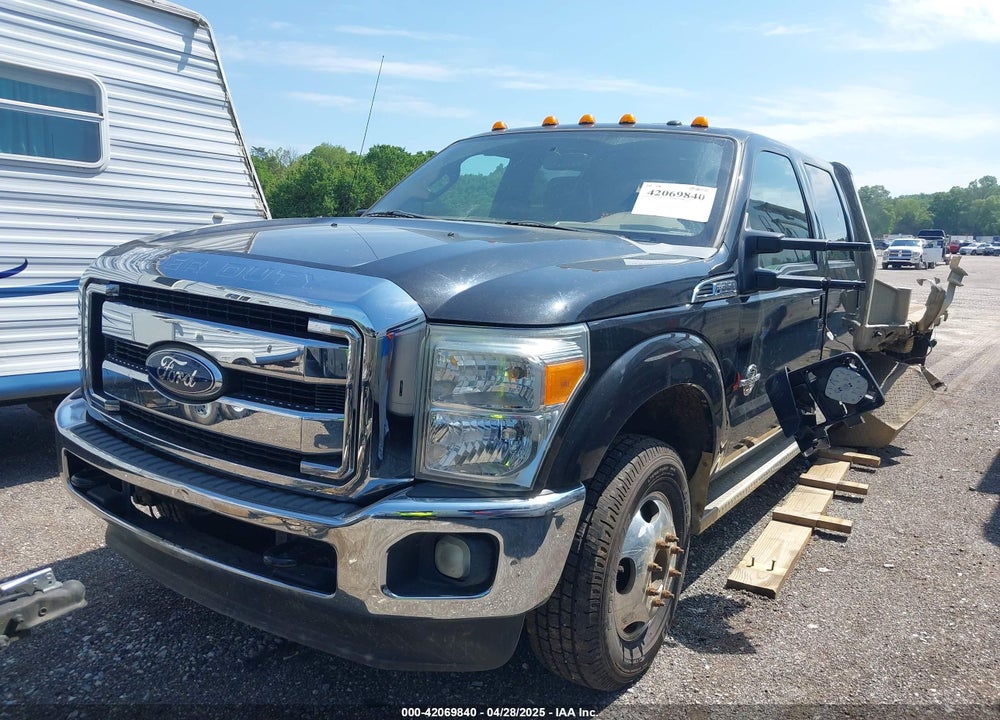 2011 FORD F-350 CHASSIS LARIAT VIN: 1FD8W3HT0BEC44413