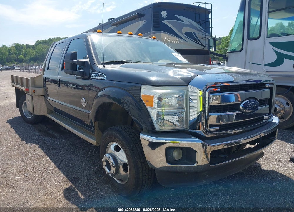 2011 FORD F-350 CHASSIS LARIAT VIN: 1FD8W3HT0BEC44413
