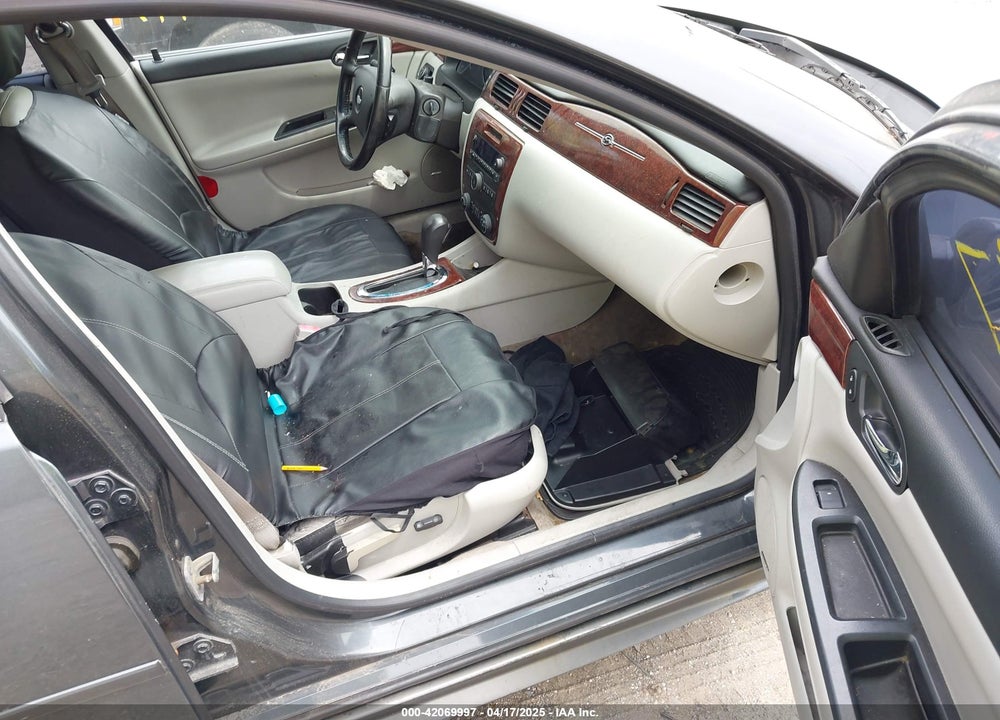 2010 CHEVROLET IMPALA VIN: 2G1WC5EM2A1138406