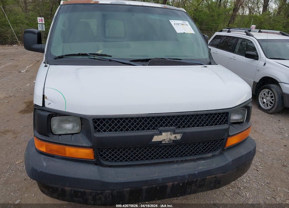 2004 CHEVROLET EXPRESS VIN: 1GCFG15XX41232932