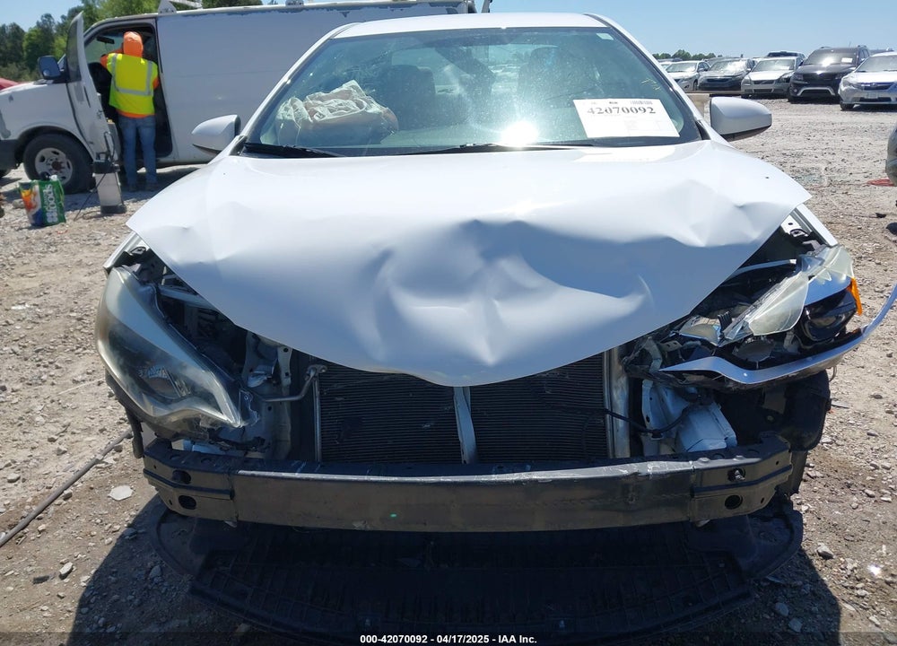 2015 TOYOTA COROLLA VIN: 2T1BURHE0FC270457