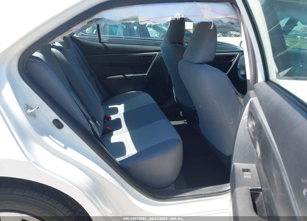 2015 TOYOTA COROLLA VIN: 2T1BURHE0FC270457