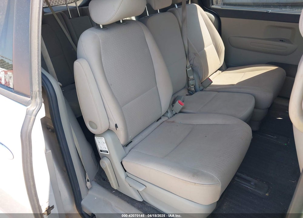 2016 KIA SEDONA LX VIN: KNDMB5C14G6118122