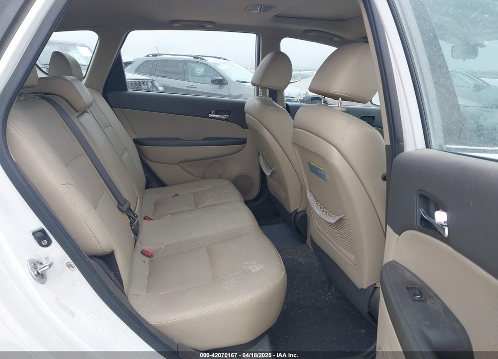 2011 HYUNDAI ELANTRA TOURING SE VIN: KMHDC8AE9BU102146