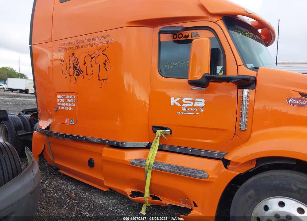 2022 PETERBILT 579 VIN: 1XPBD49X7ND781408
