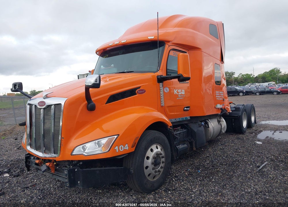 2022 PETERBILT 579 VIN: 1XPBD49X7ND781408