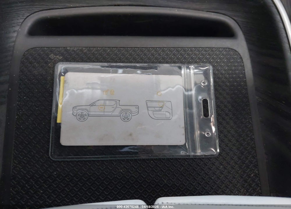 2023 RIVIAN R1T ADVENTURE/ADVENTURE DUAL MOTOR LARGE PACK/ADVENTURE DUAL MOTOR MAX PACK VIN: 7FCTGBAA4PN028189