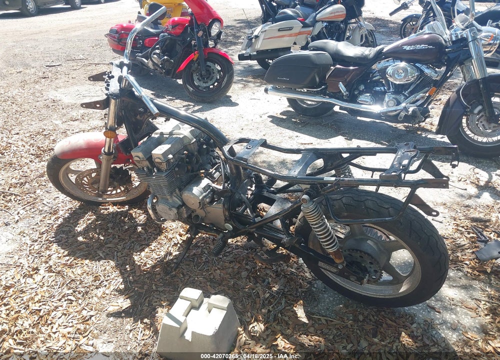 1992 HONDA CB750 VIN: JH2RC3803NM103893