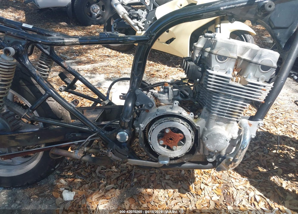 1992 HONDA CB750 VIN: JH2RC3803NM103893
