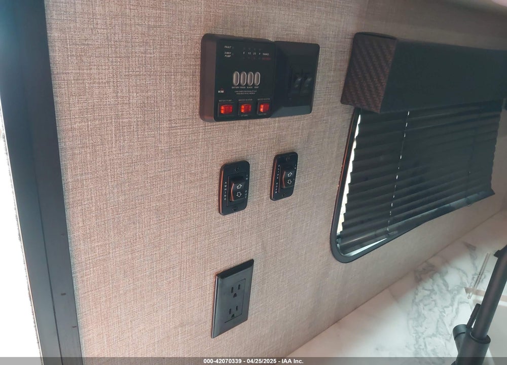 2022 JAYCO OTHER VIN: 1UJBJ0BSXN1750334