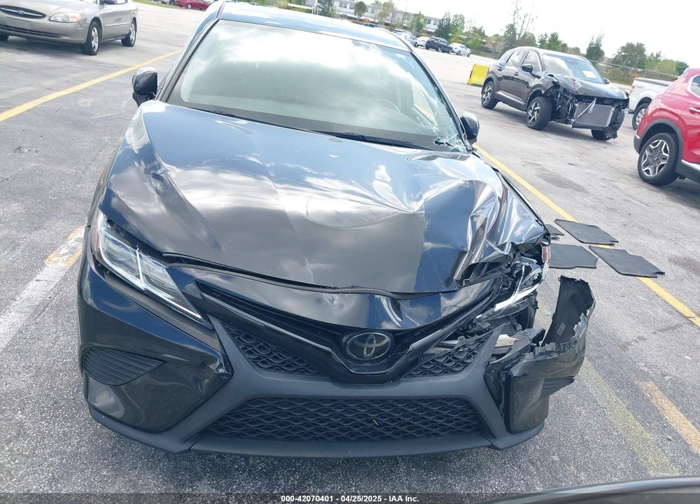 2020 TOYOTA CAMRY SE VIN: 4T1G11AK8LU980068