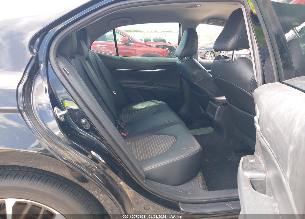 2020 TOYOTA CAMRY SE VIN: 4T1G11AK8LU980068