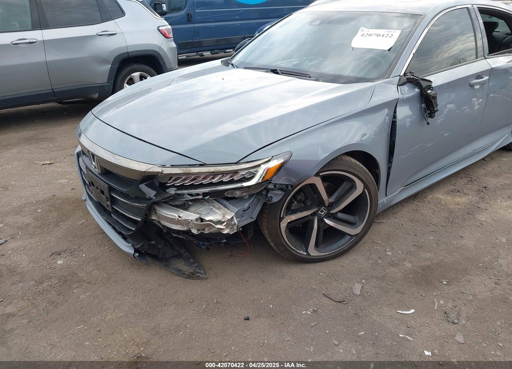 2022 HONDA ACCORD VIN: 1HGCV2F32NA006915