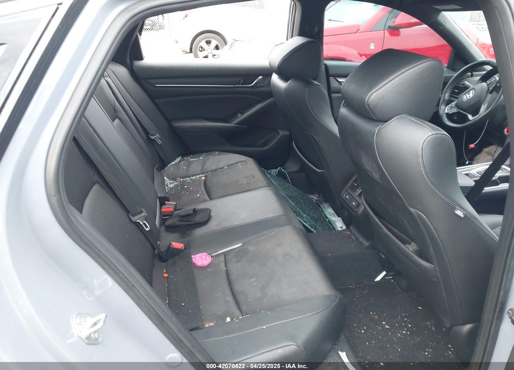 2022 HONDA ACCORD VIN: 1HGCV2F32NA006915