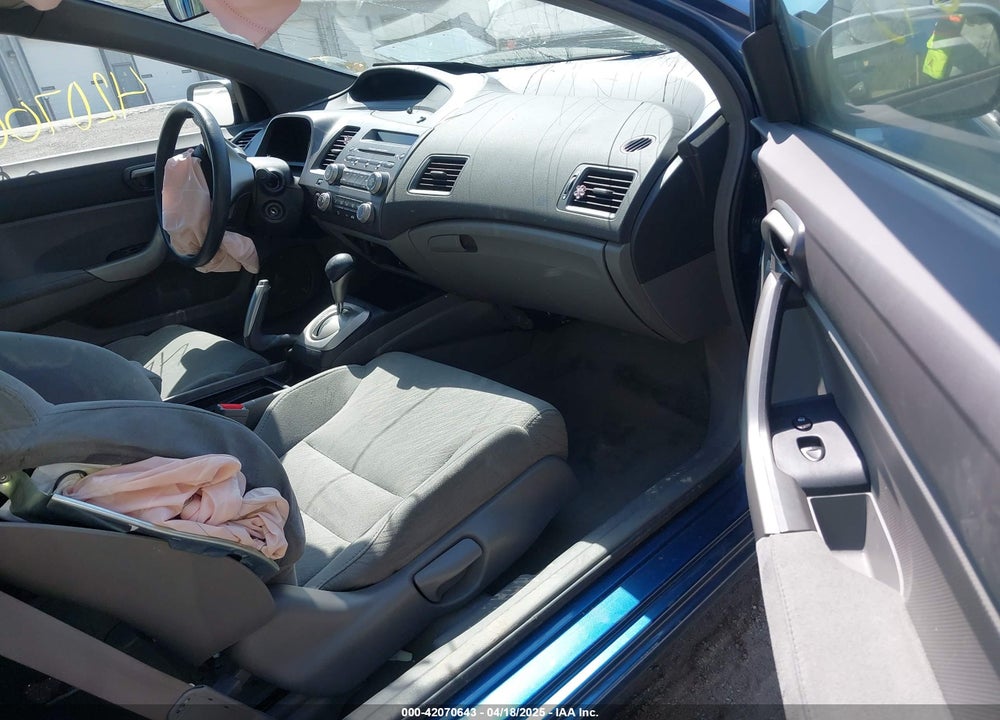 2008 HONDA CIVIC VIN: 2HGFG12828H579144