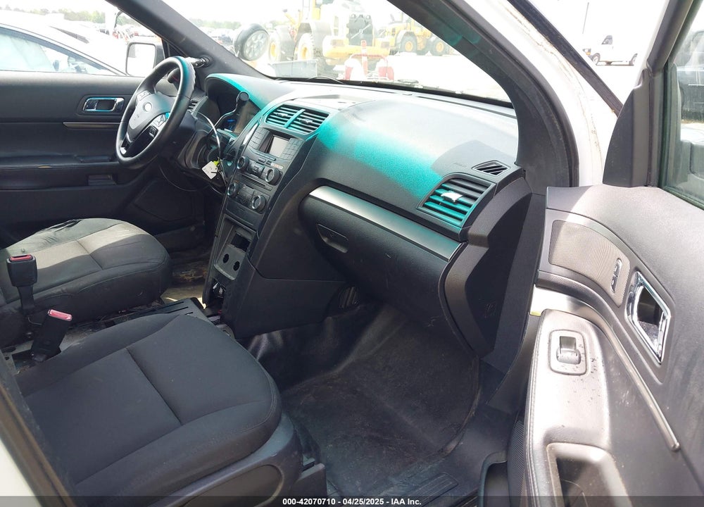 2016 FORD POLICE INTERCEPTOR VIN: 1FM5K8AR2GGB44836