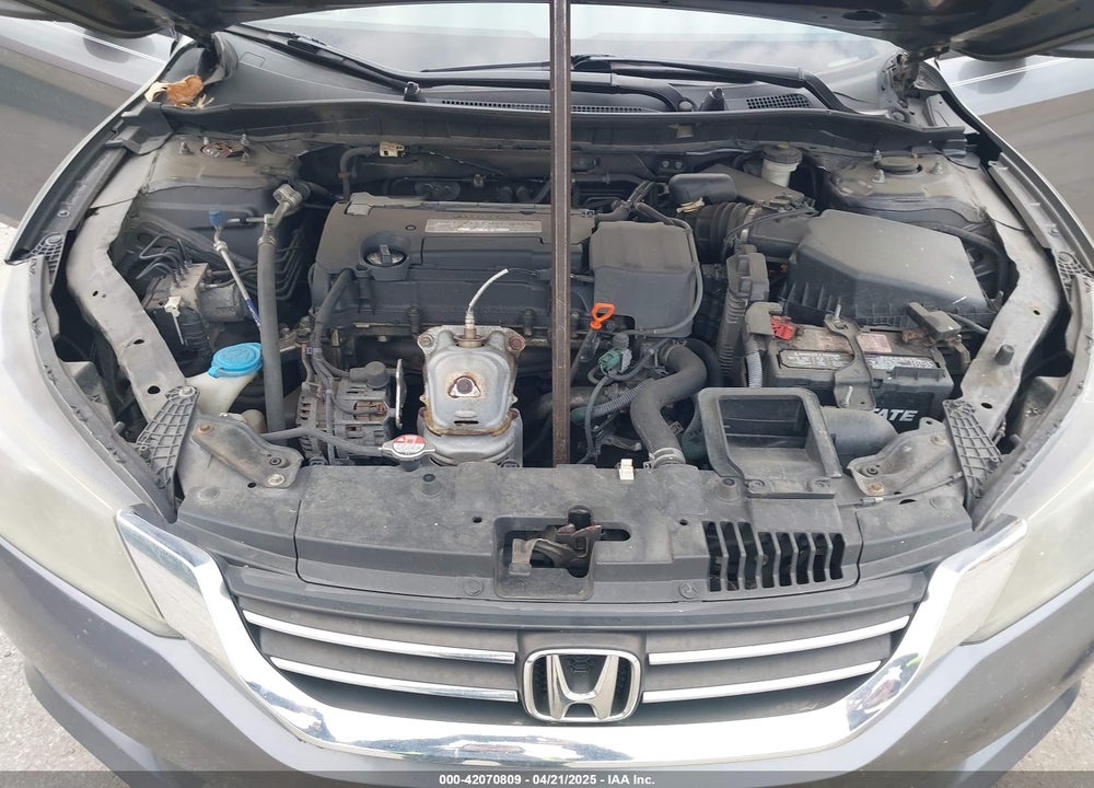 2015 HONDA ACCORD VIN: 1HGCR2F35FA246305
