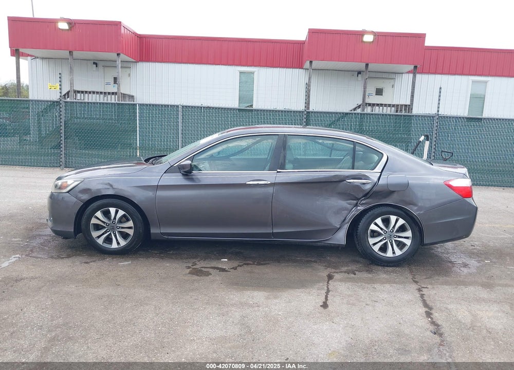 2015 HONDA ACCORD VIN: 1HGCR2F35FA246305