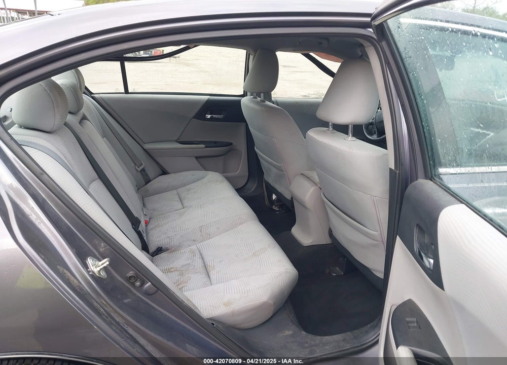 2015 HONDA ACCORD VIN: 1HGCR2F35FA246305