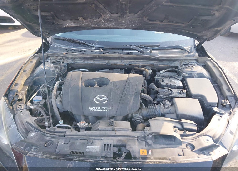 2014 MAZDA 3 S TOURING VIN: JM1BM1V36E1202848