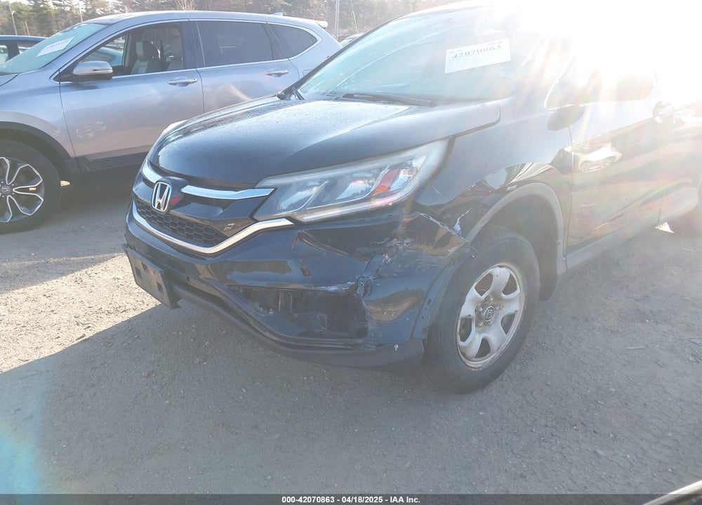 2015 HONDA CR-V LX VIN: 2HKRM4H31FH622166