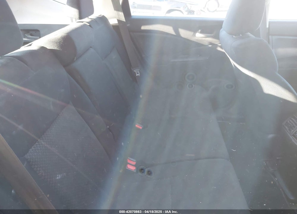 2015 HONDA CR-V LX VIN: 2HKRM4H31FH622166