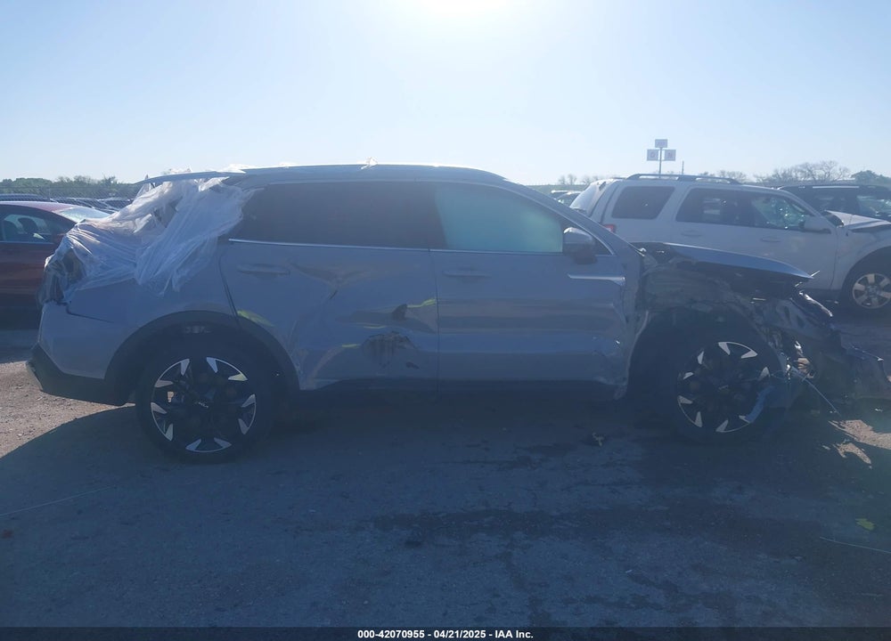 2025 KIA SORENTO SX VIN: 5XYRK4JF6SG327382