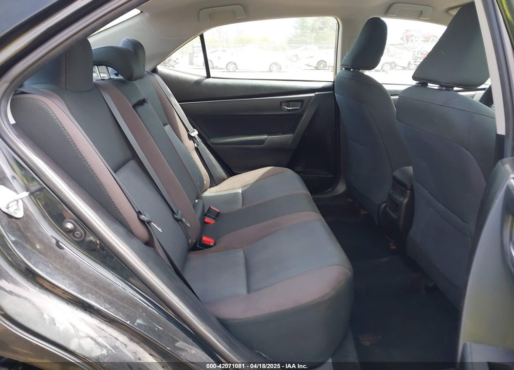 2018 TOYOTA COROLLA VIN: 5YFBURHE3JP755801