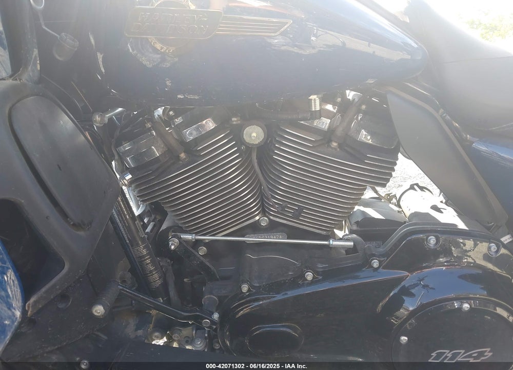 2023 HARLEY-DAVIDSON FLTRK VIN: 1HD1KZF19PB621947