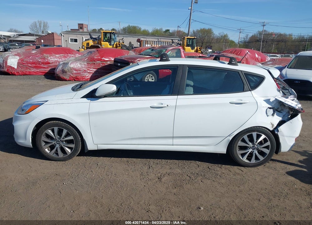 2017 HYUNDAI ACCENT VIN: KMHCU5AE4HU336243