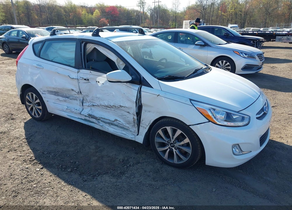 2017 HYUNDAI ACCENT VIN: KMHCU5AE4HU336243