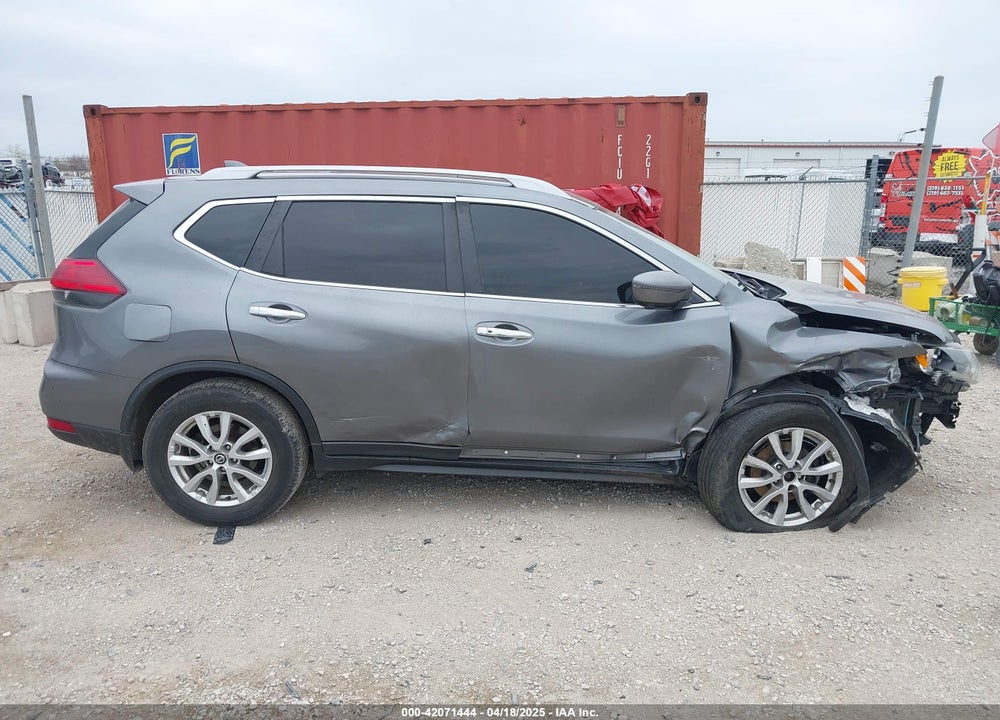 2017 NISSAN ROGUE VIN: 5N1AT2MV9HC887987