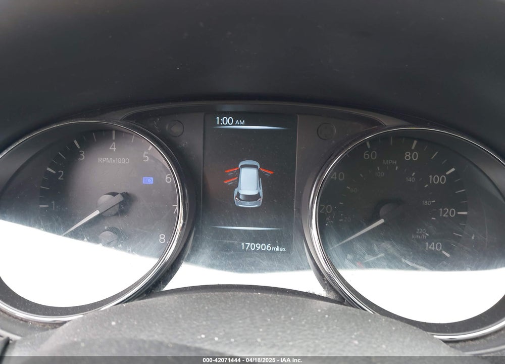 2017 NISSAN ROGUE VIN: 5N1AT2MV9HC887987