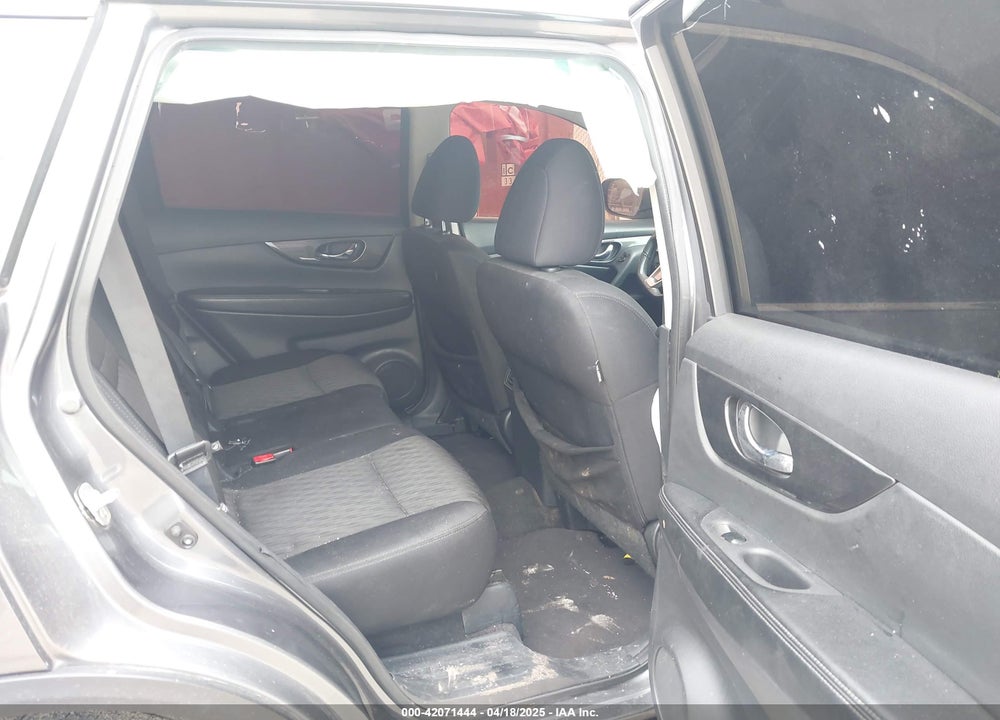 2017 NISSAN ROGUE VIN: 5N1AT2MV9HC887987