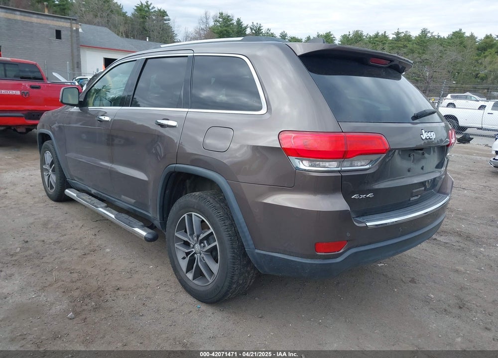 2018 JEEP GRAND CHEROKEE VIN: 1C4RJFBG4JC268356