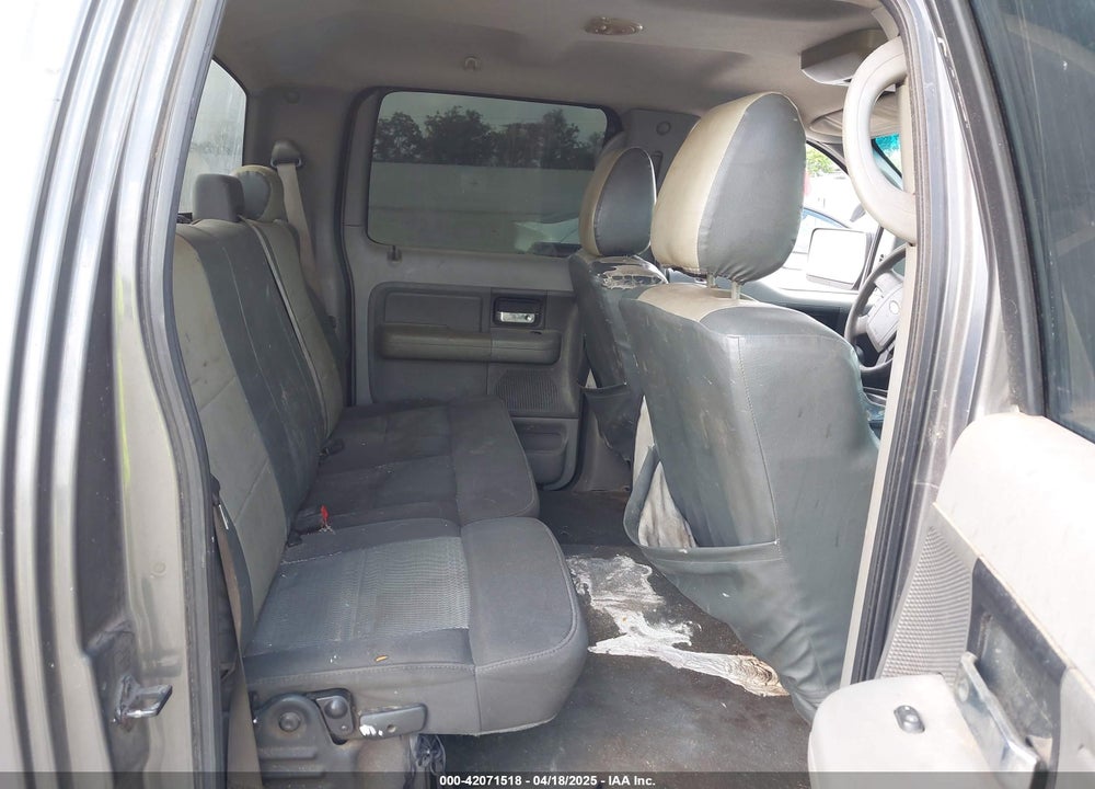 2005 FORD F-150 XLT VIN: 1FTRW12W55KF12801