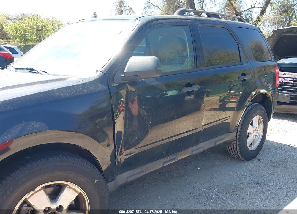 2011 FORD ESCAPE XLT VIN: 1FMCU9DG8BKA57174