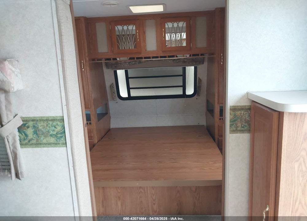 2002 FOREST RIVER SALEM VIN: 4X4TSMB252B009940