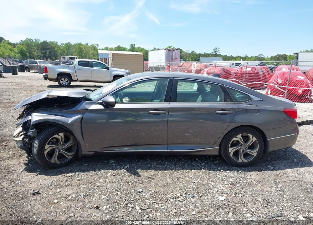 2018 HONDA ACCORD VIN: 1HGCV1F46JA138928