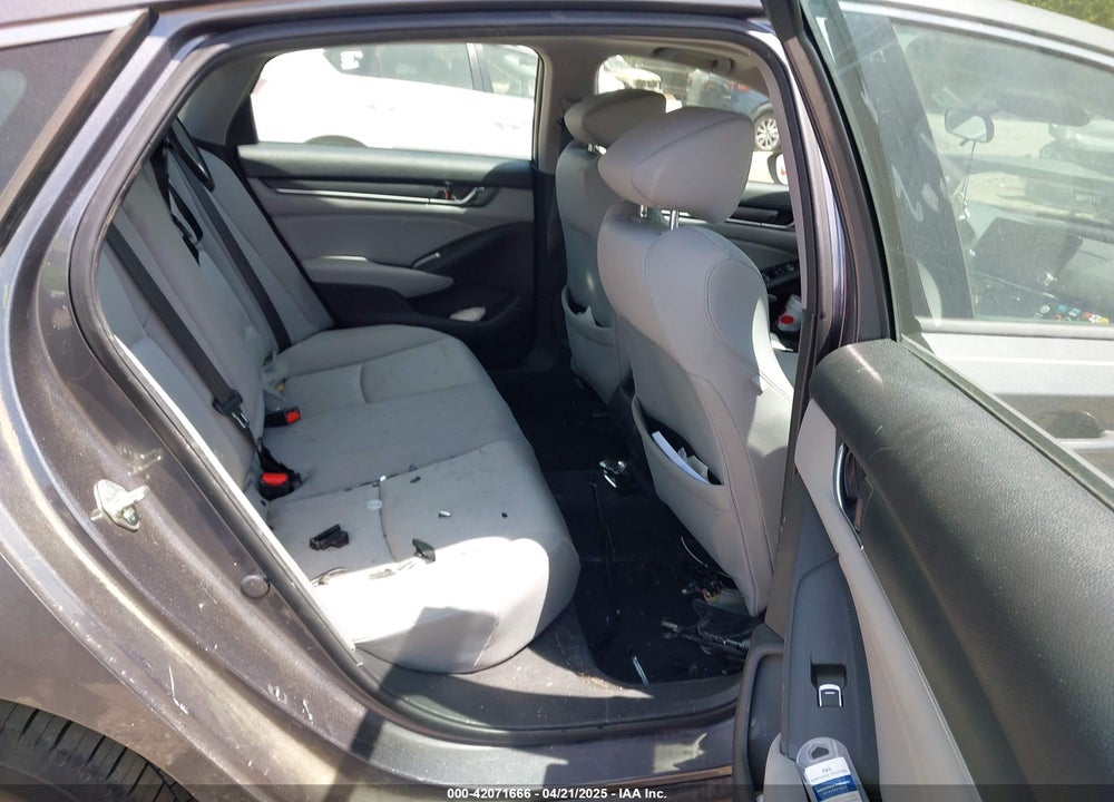 2018 HONDA ACCORD VIN: 1HGCV1F46JA138928
