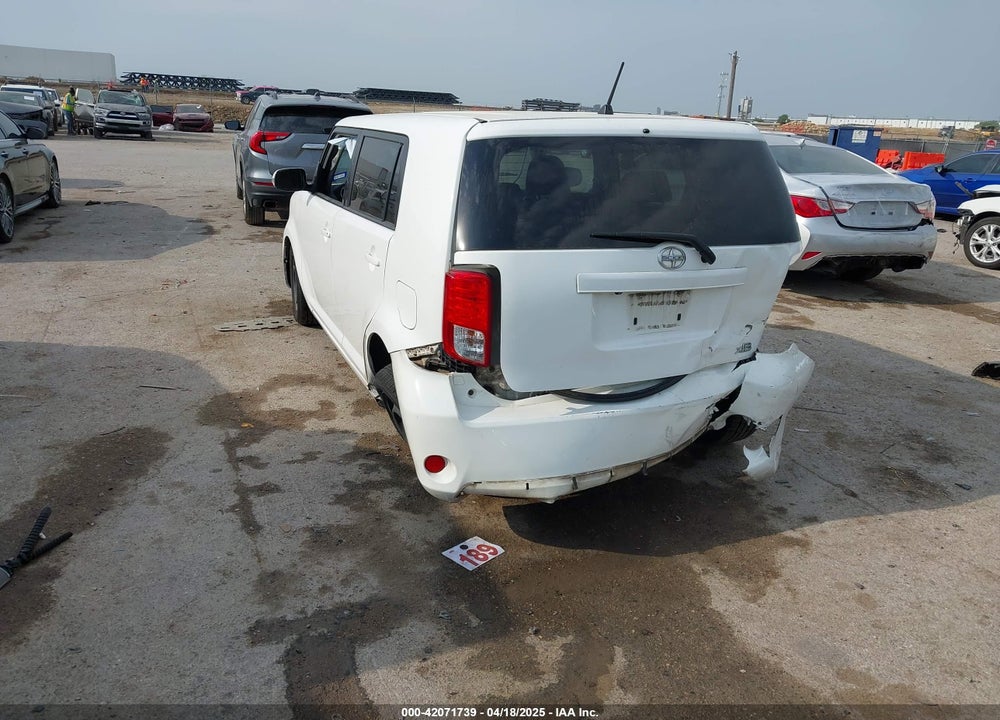 2015 SCION XB VIN: JTLZE4FE6FJ070337