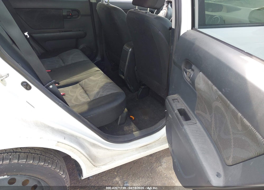 2015 SCION XB VIN: JTLZE4FE6FJ070337