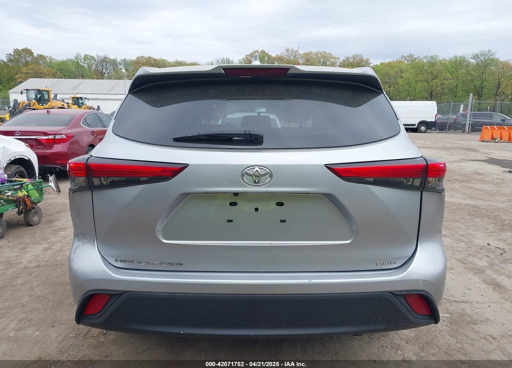 2021 TOYOTA HIGHLANDER VIN: 5TDCZRBHXMS072546