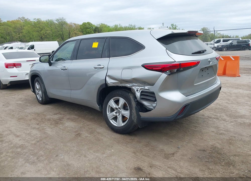 2021 TOYOTA HIGHLANDER VIN: 5TDCZRBHXMS072546