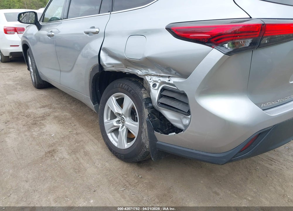 2021 TOYOTA HIGHLANDER VIN: 5TDCZRBHXMS072546