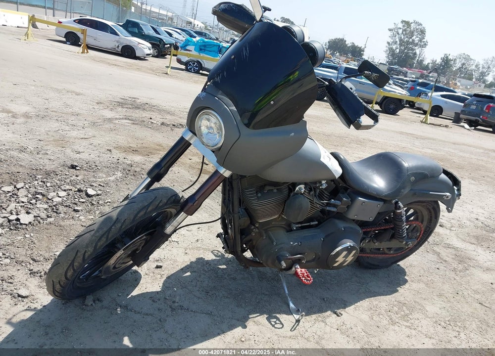 2001 HARLEY-DAVIDSON FXDXT VIN: 1HD1GLV131Y308591