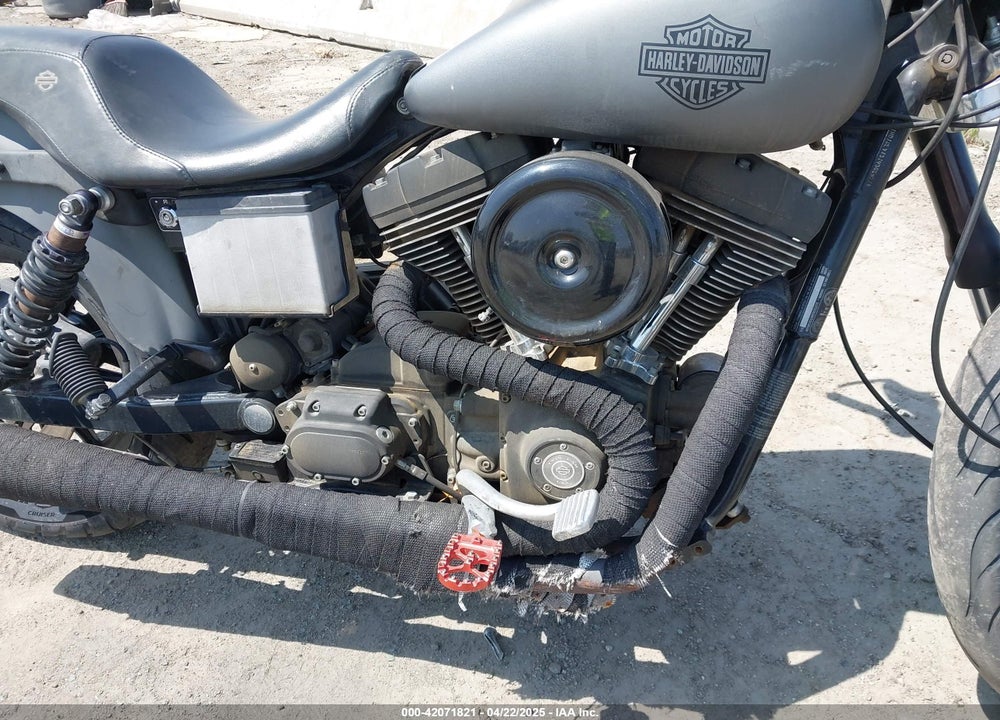 2001 HARLEY-DAVIDSON FXDXT VIN: 1HD1GLV131Y308591