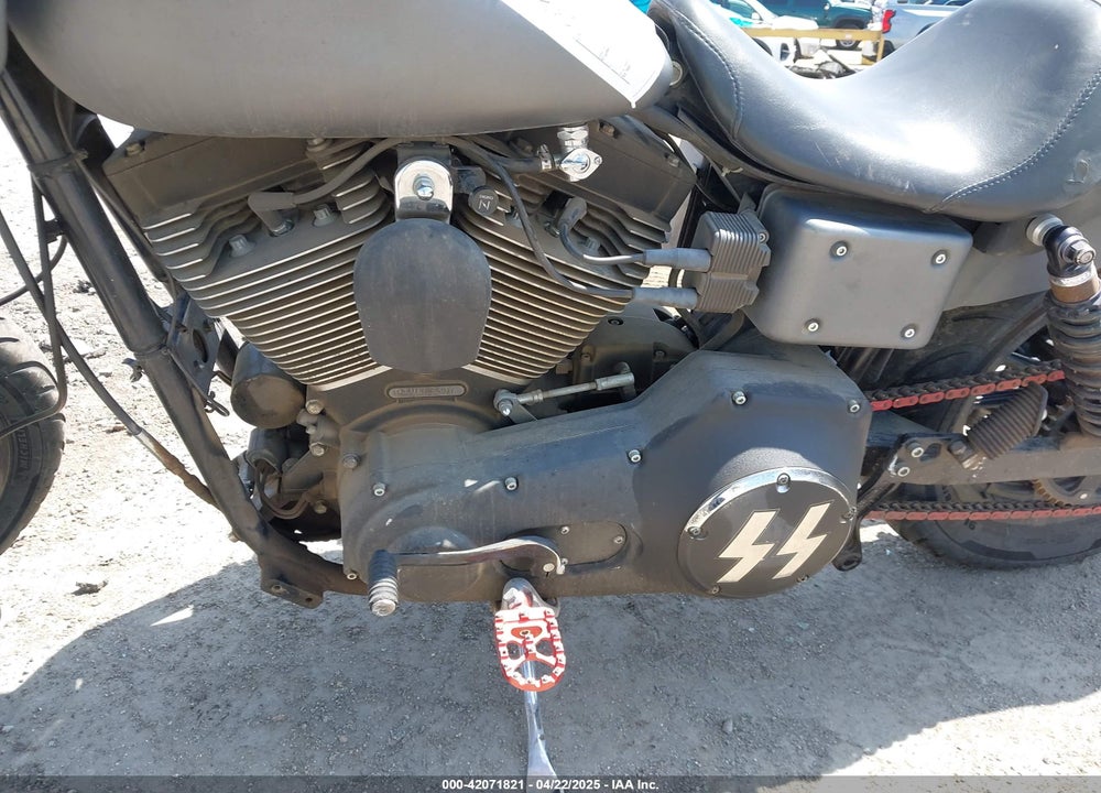 2001 HARLEY-DAVIDSON FXDXT VIN: 1HD1GLV131Y308591